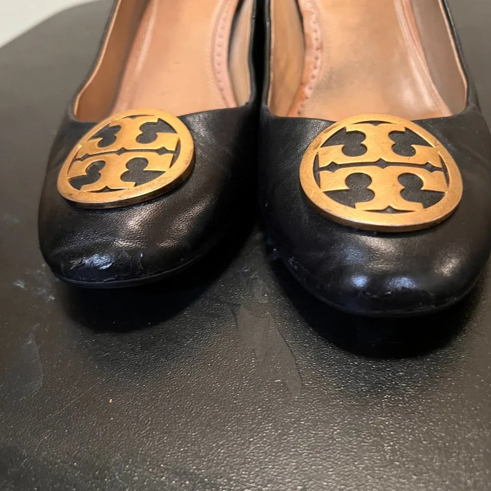 Troy Burch size 10 black heel pumps